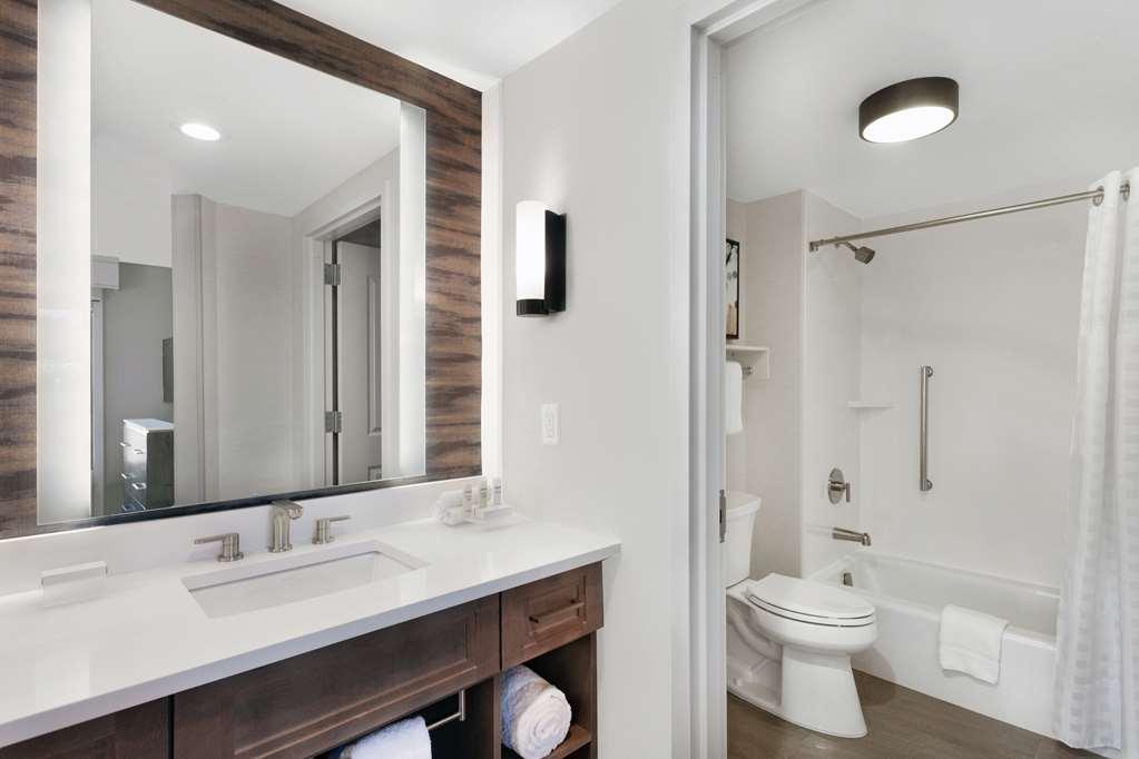 Homewood Suites By Hilton Providence Downtown Екстериор снимка