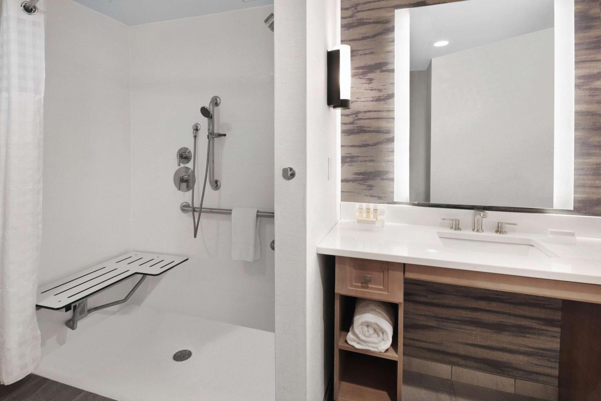 Homewood Suites By Hilton Providence Downtown Екстериор снимка