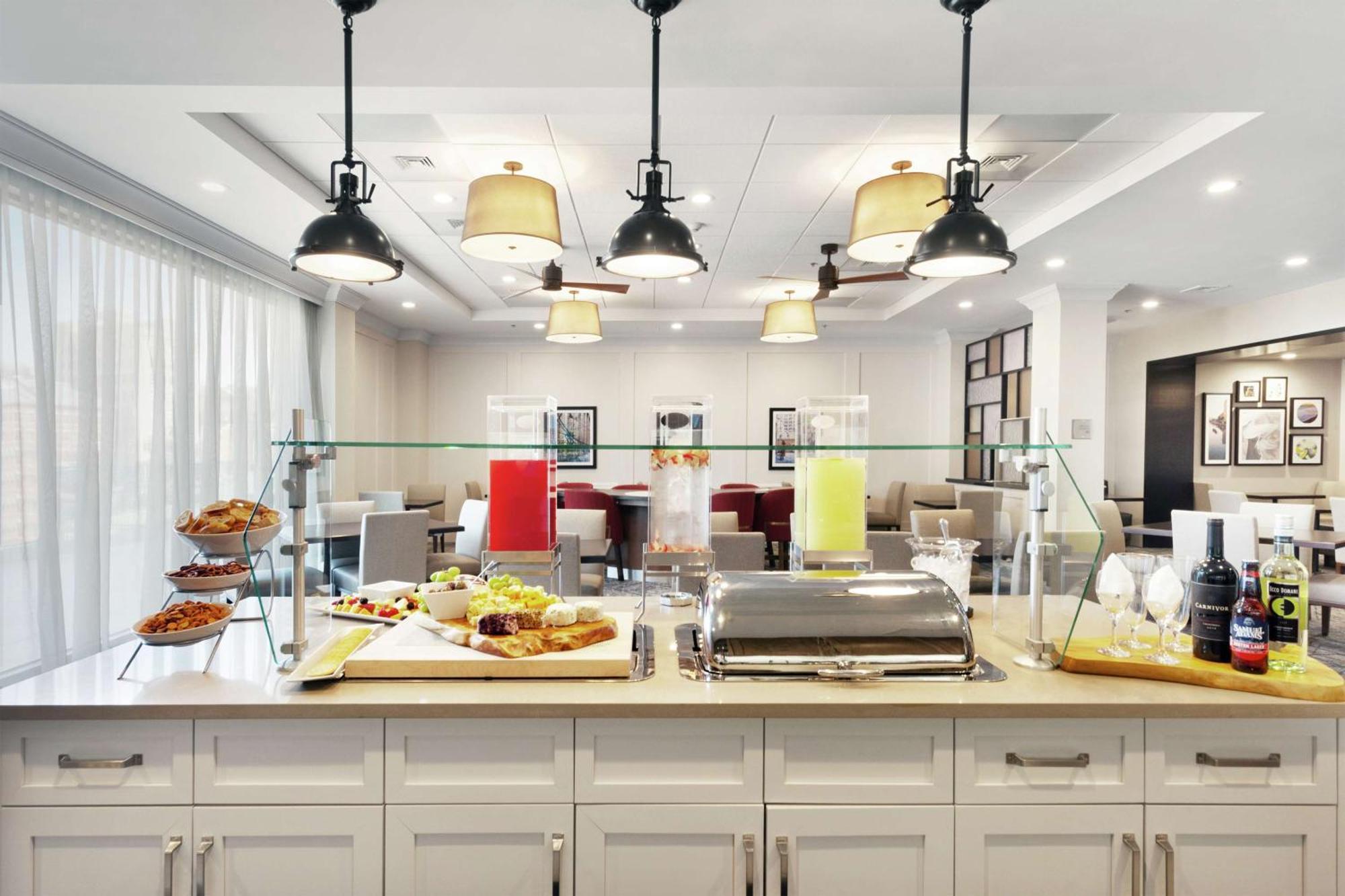 Homewood Suites By Hilton Providence Downtown Екстериор снимка